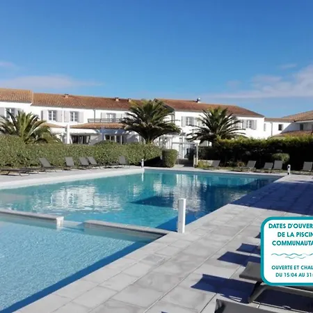 à 200 M, Piscine Commune, Pour 2 * Ars-en-Ré